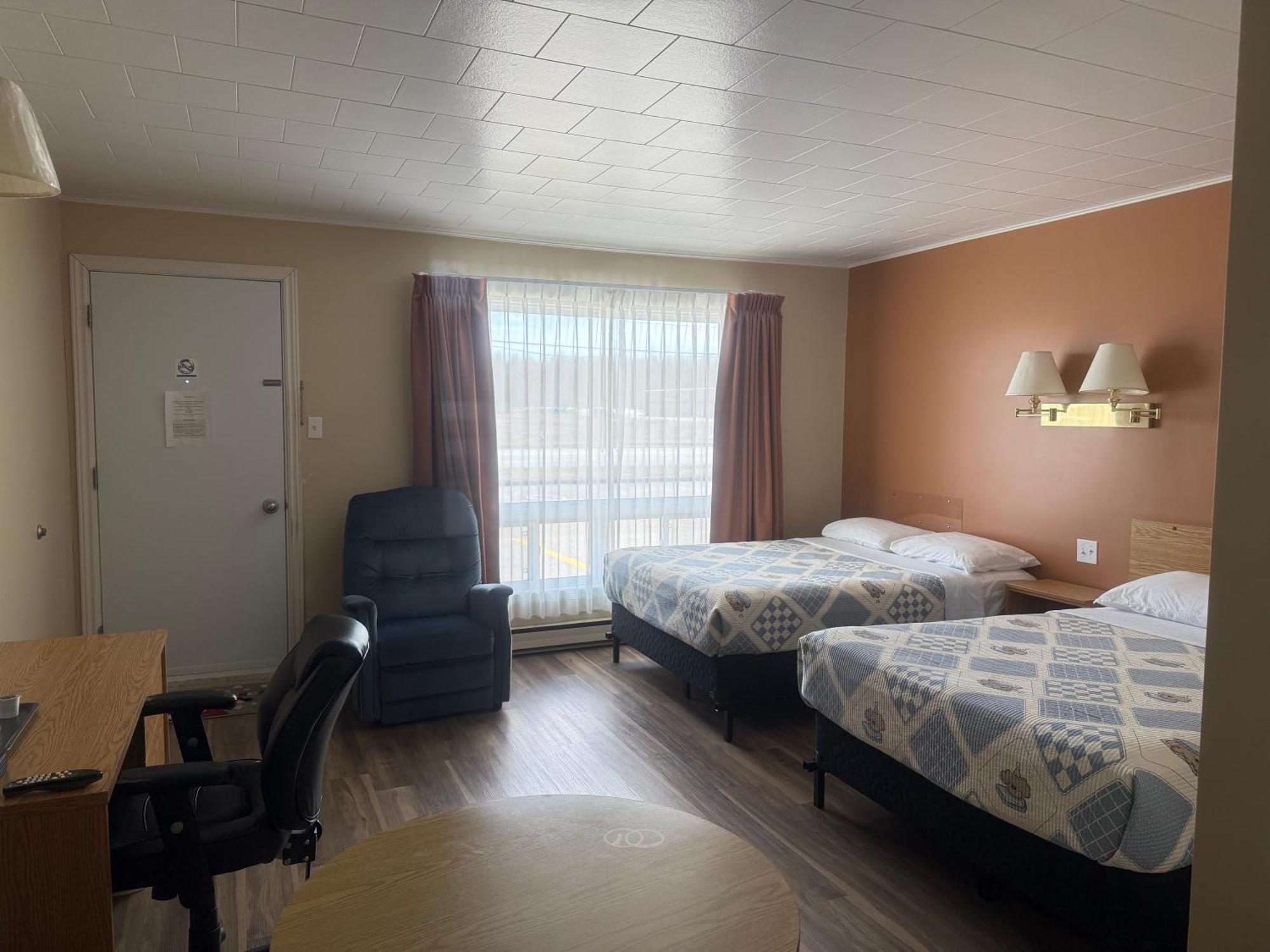 Le Campagnard Otel Matane Dış mekan fotoğraf
