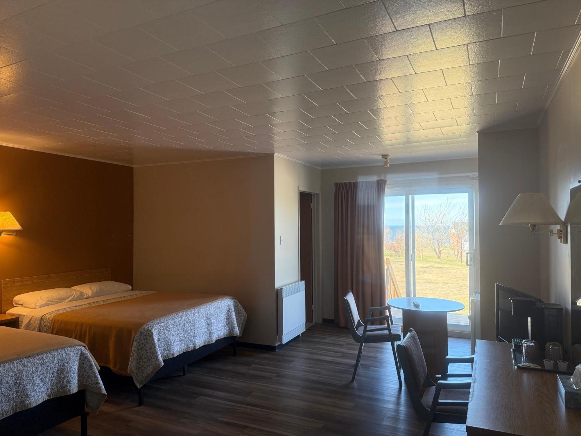 Le Campagnard Otel Matane Dış mekan fotoğraf