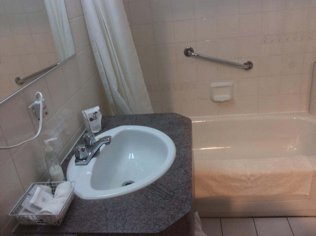 Le Campagnard Otel Matane Dış mekan fotoğraf
